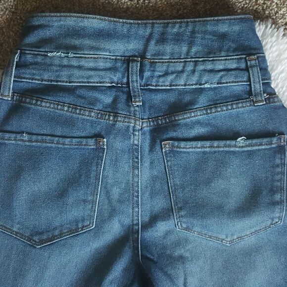 Arizona High Rise Raw Ankle Jeans Size 3 - Picture 5 of 8
